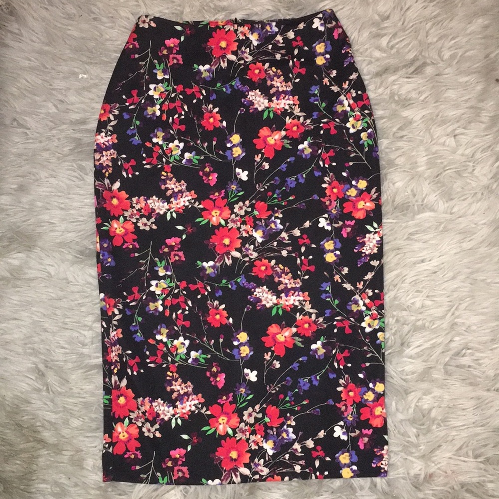 pencil skirt
